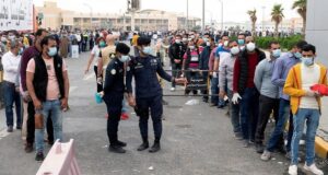 "الكويت" تُنهي عمل عدد كبير من المصريين وإجلاء العشرات منهم