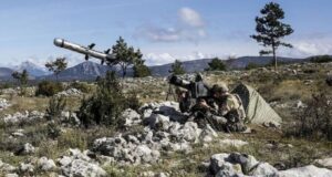 وسائل إعلام إسرائيلية.. الجيش المصري يتجهز بمضادات دبابات متطورة وإسرائيل تترقب